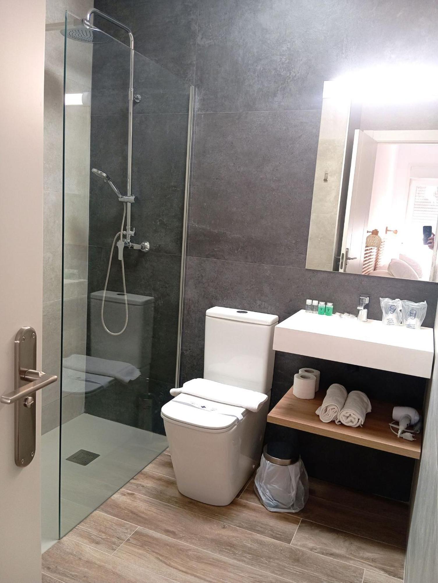 Hostal Casa Emilio Almería Eksteriør bilde